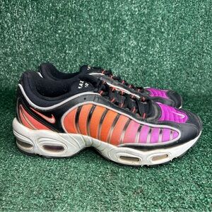 Nike Air Max Tailwind 4 Men Size 11 Purple Gradient Athletic Sneakers AQ2567-002